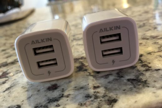 Ailkin 2.1 Amp Dual Port Quick Charger Plug Cube Front